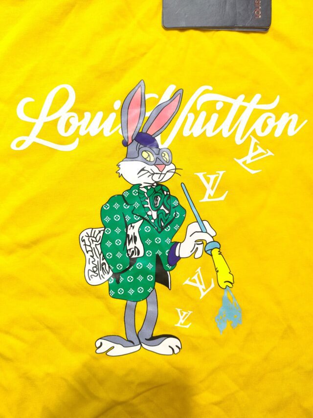 Authentic louis Vuiton