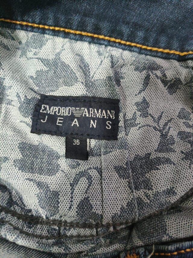 Authentic Armani jeans - Image 9
