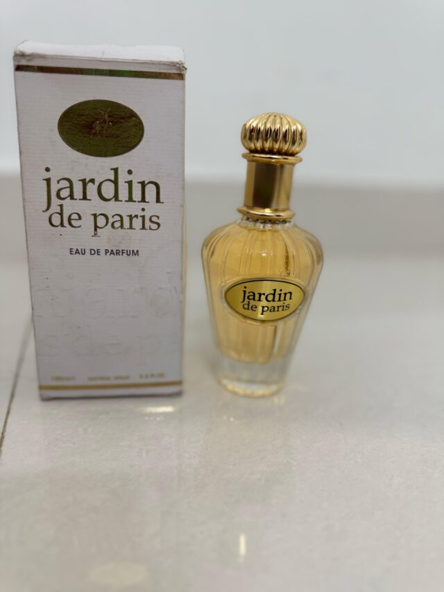 Authentic jardin de paris