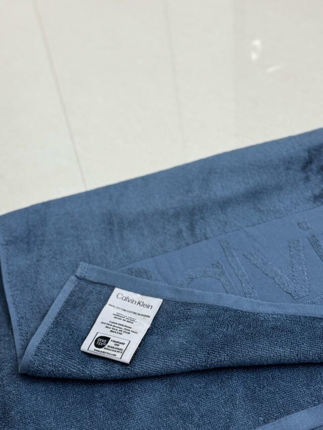 Ck towel - Image 2
