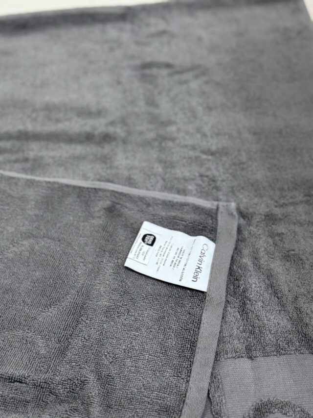 Ck towel - Image 2