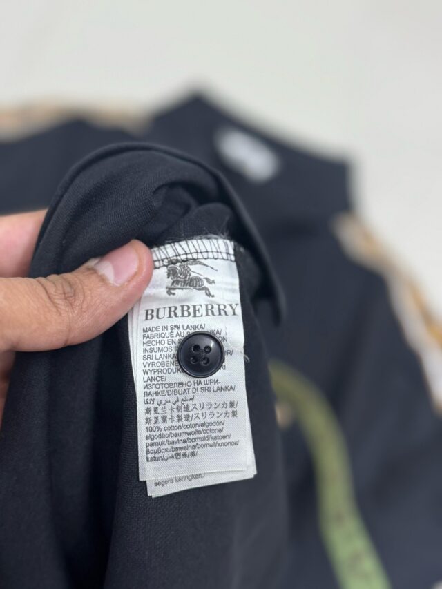 Burberry t shirt - Image 2
