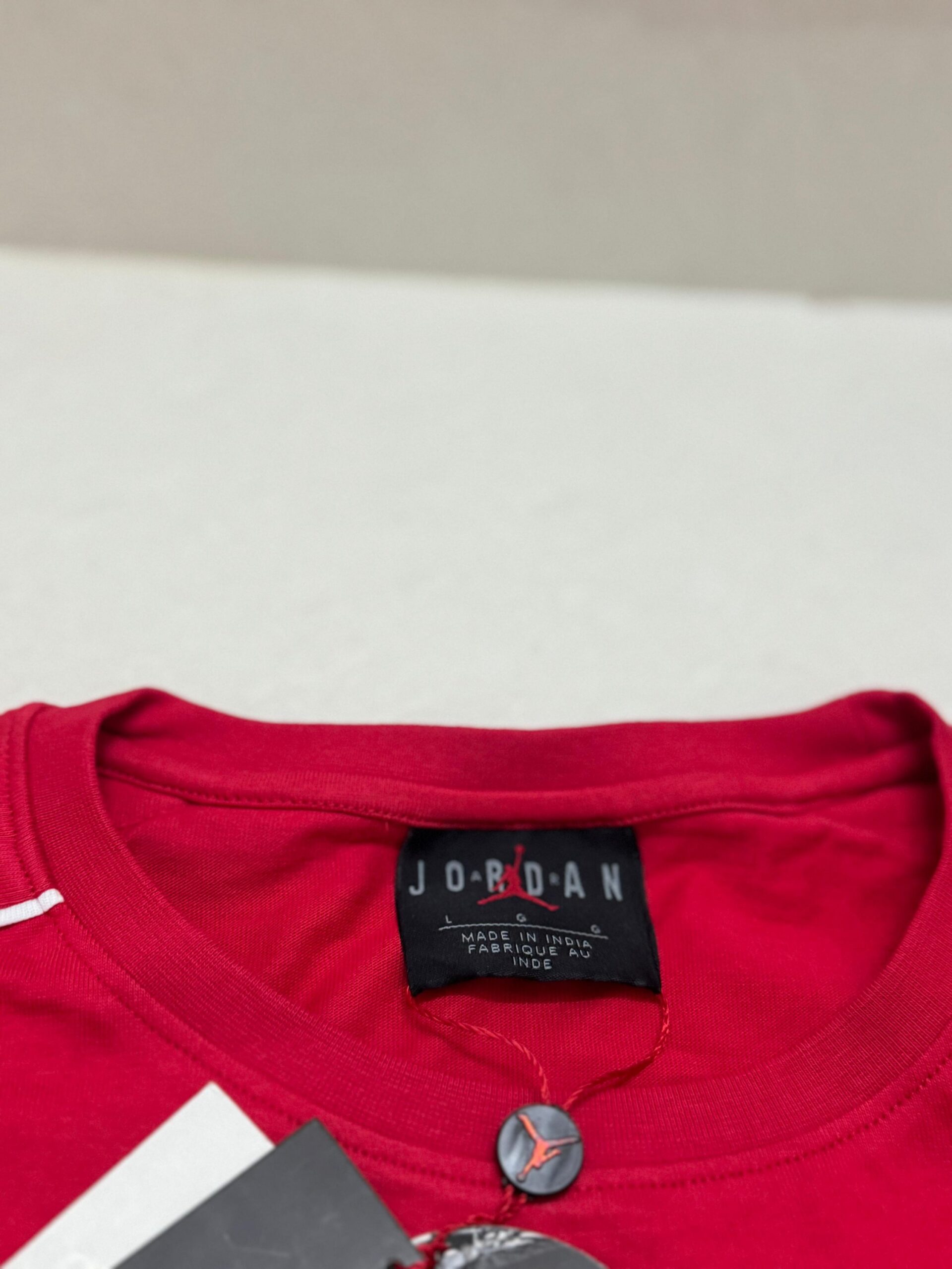 Authentic Nike
Size m/40
₹499-/ - Image 2
