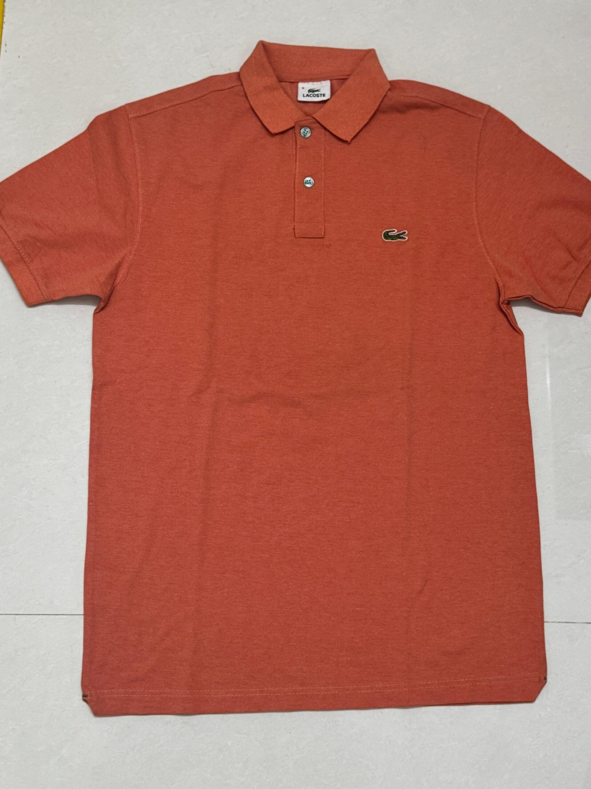 Authentic Lacoste
Summers fav color
Size L/42
₹999-/