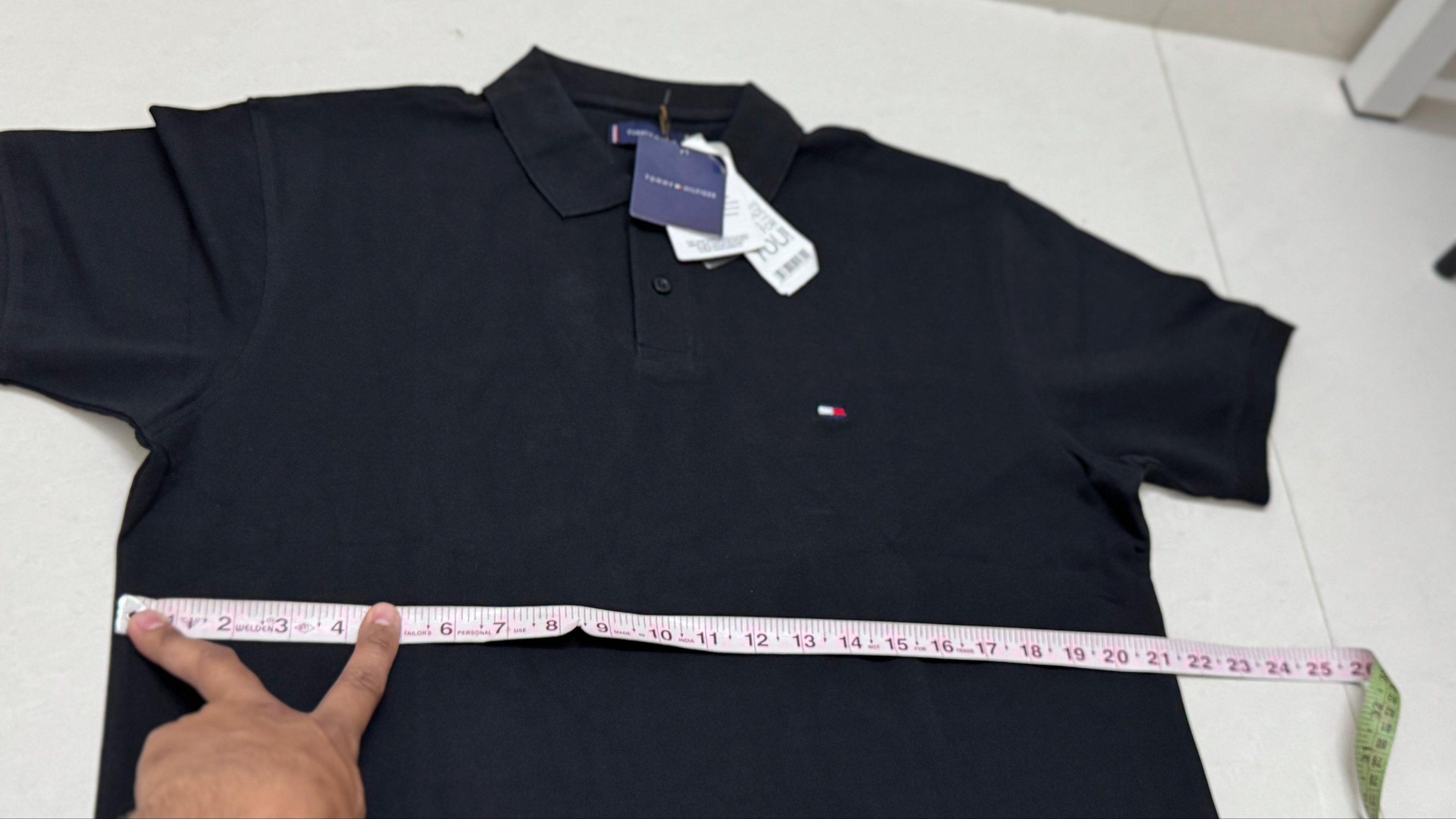 Authentic Tommy Hilfiger
Size L/42
₹699-/ - Image 3