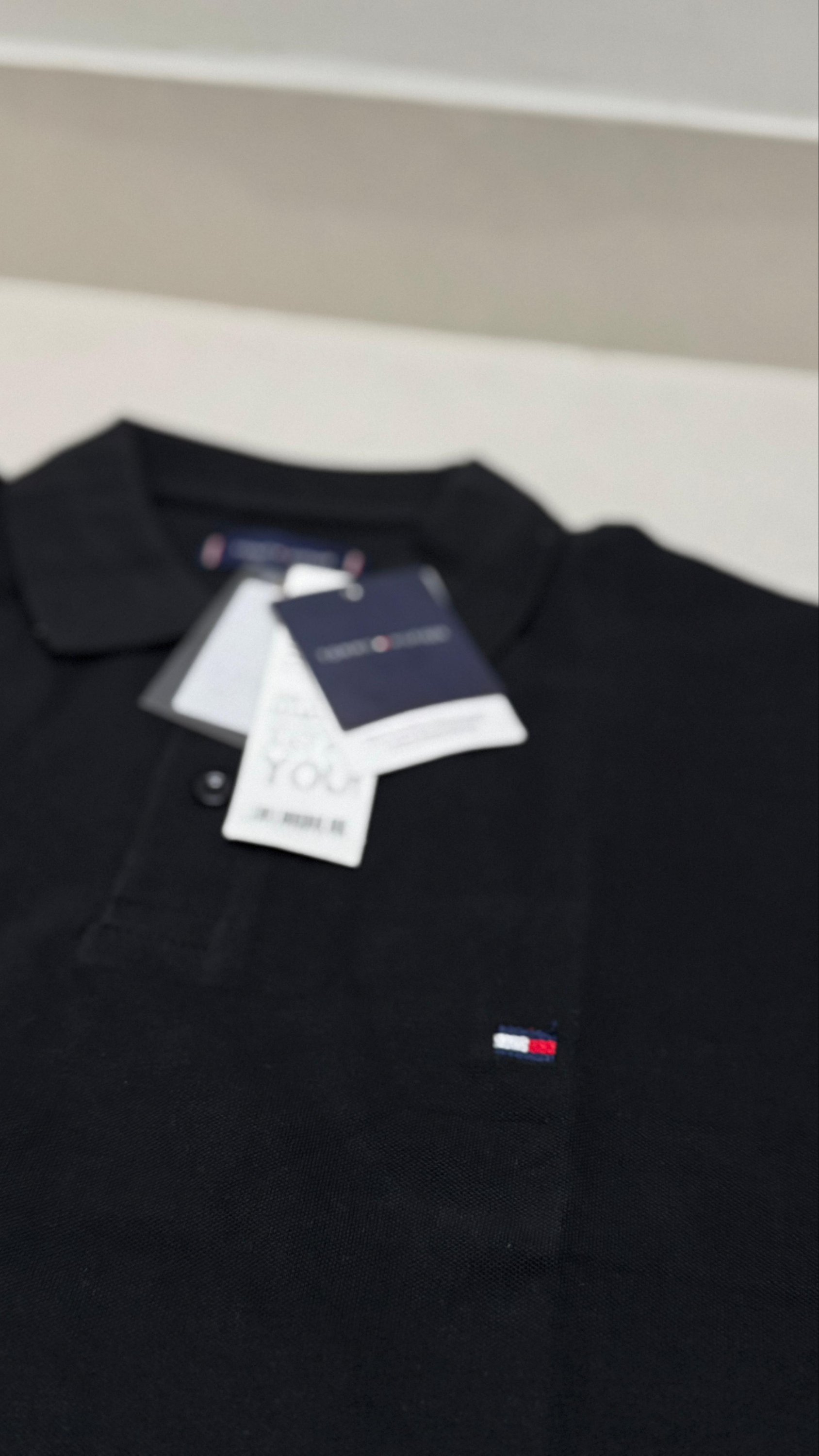 Authentic Tommy Hilfiger
Size xl /44
₹699-/ - Image 2