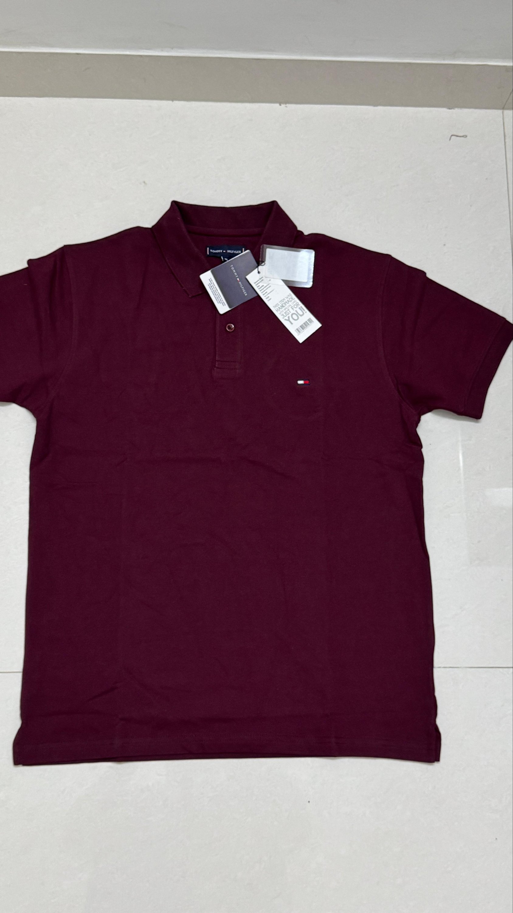 Authentic Tommy Hilfiger
Size L/42
₹699-/