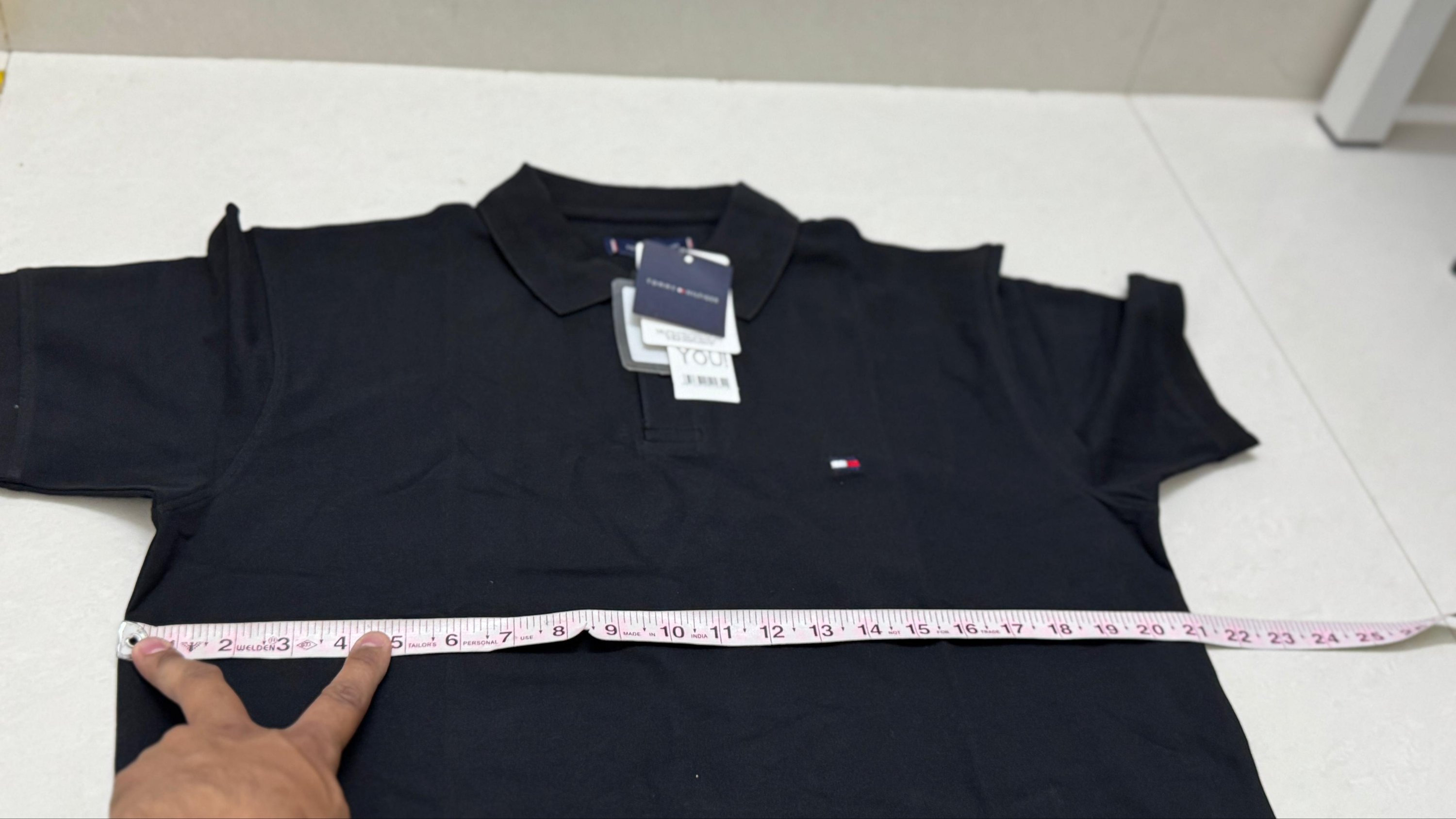 Authentic Tommy Hilfiger
Size L/42
₹699-/ - Image 3