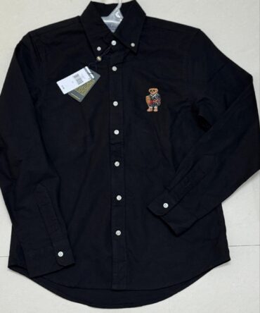 Authentic Ralph lauren 
Oxford fabric 
Size L( 42 chest )
Colletive shipment 
Deal price ₹1099-/