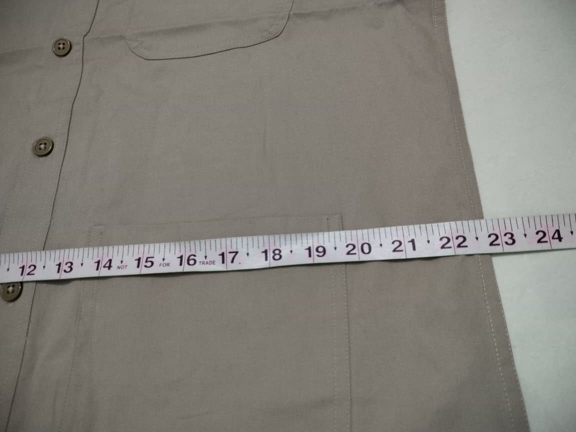 Lacoste shirt
Hunter shirt
Size xl /44
₹699-/ - Image 4