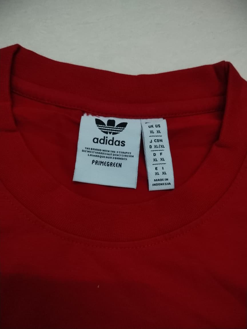 Adidas t shirt
Size xl /44
₹699-/ - Image 2