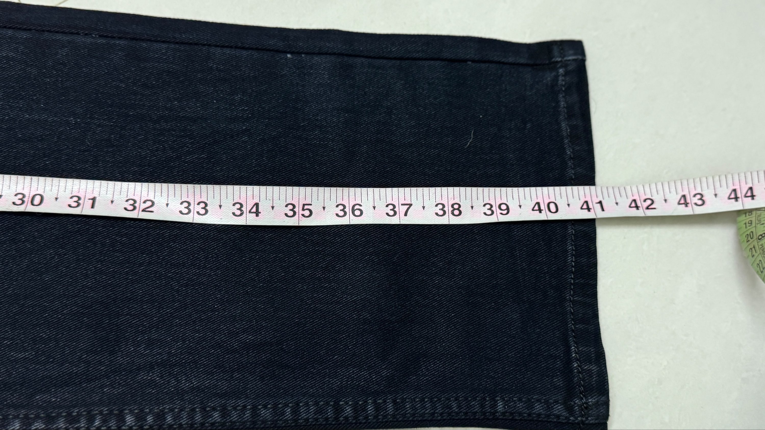 Tommy Hilfiger
Size 32
Straight fit
₹1199-/ - Image 5