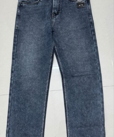 Armani exchange jeans
Straight fit
Size 34 waist
₹1199-/