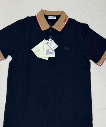Burberry t shirt
Made in Thailand
Size S /38
₹999-/