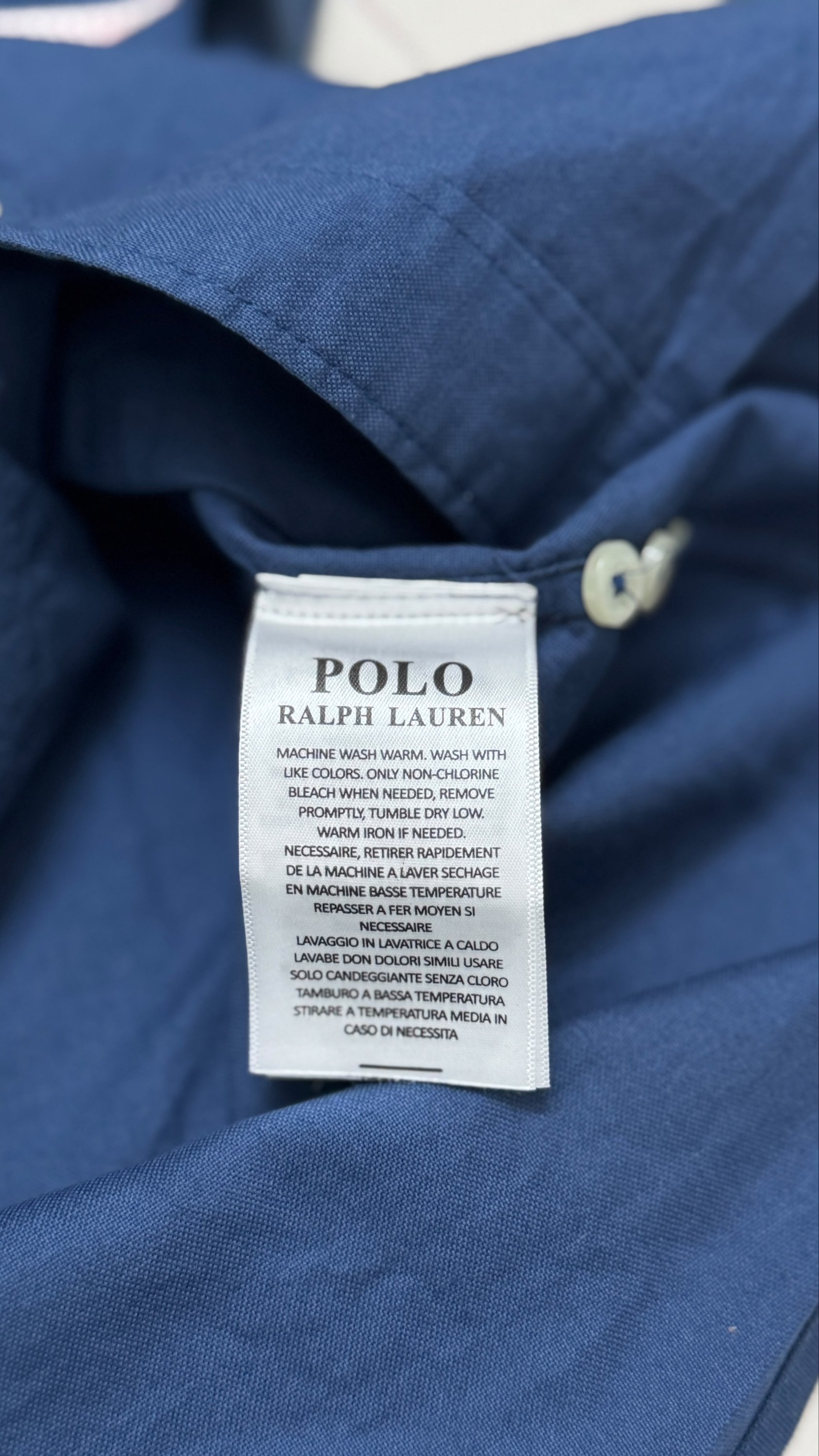 Teddy bear edition
Ralph lauren
Size M/40
₹999-/ - Image 4