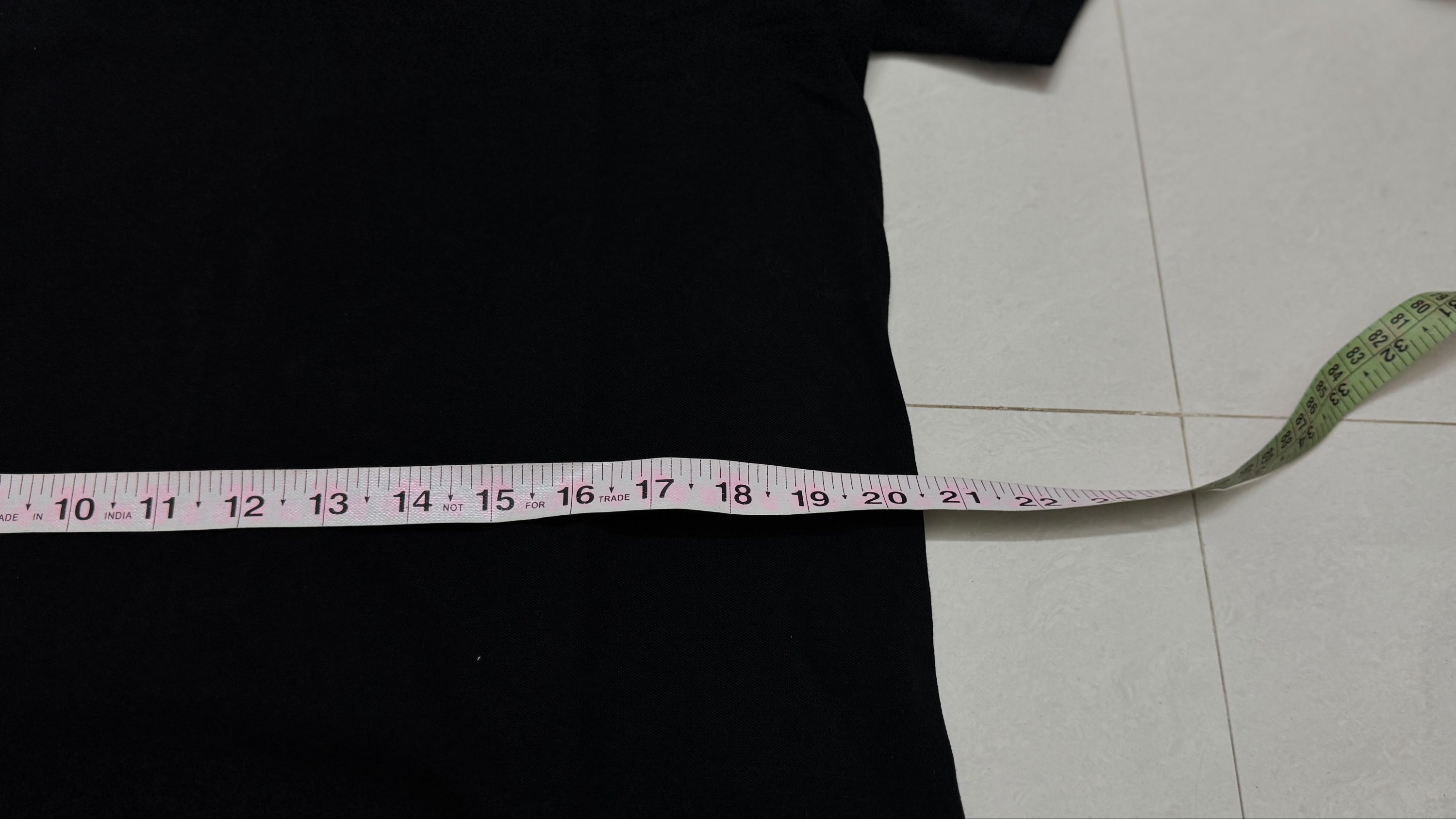 Burberry t shirt
Size L/40-42
Made in Thailand
₹899-/ - Image 3