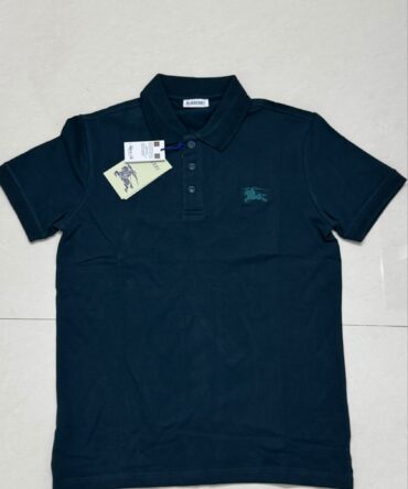 Burberry t shirt
Size s/38
Made in Thailand
₹699-/