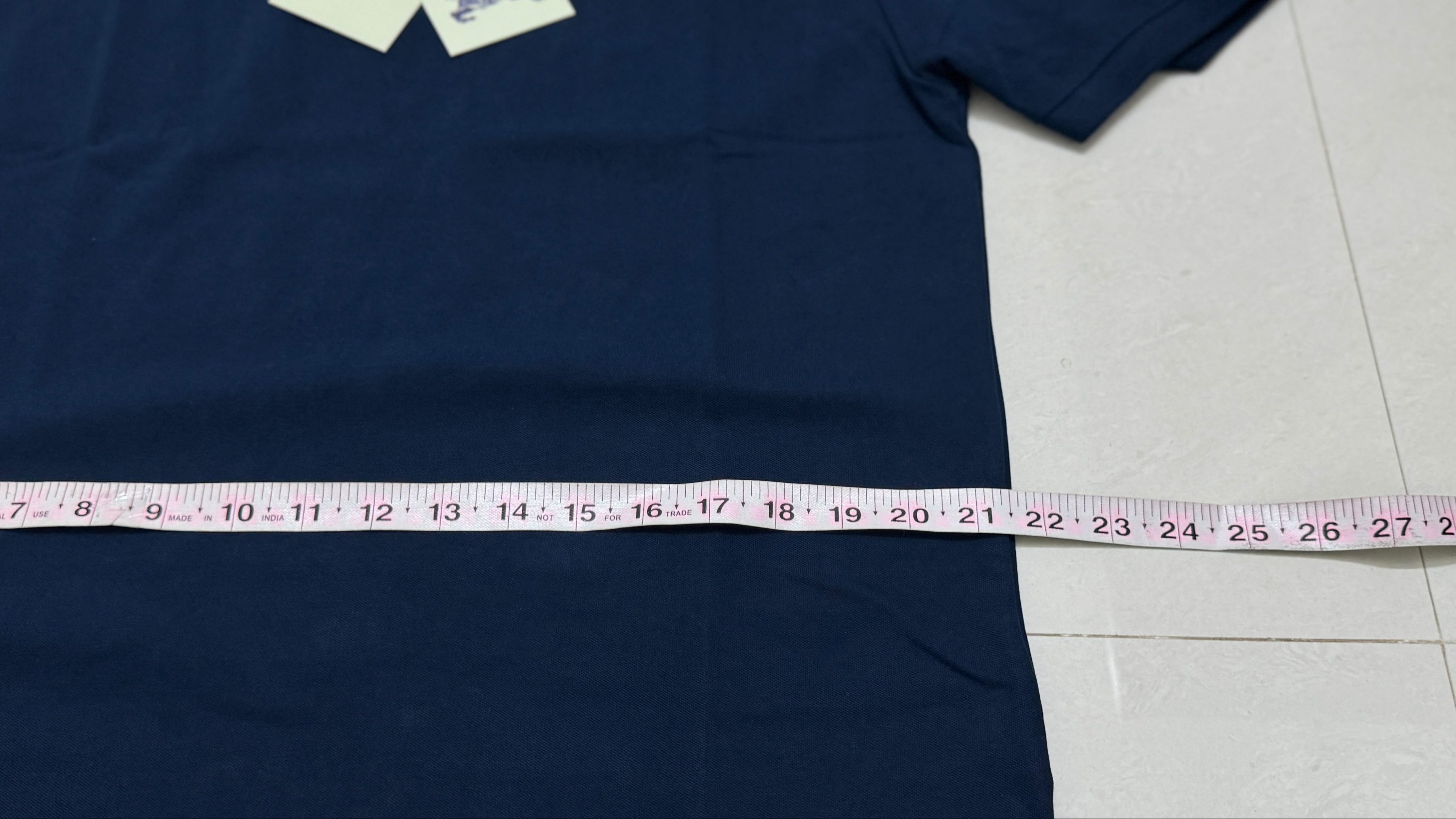 Burberry t shirt
Size xL (chest 42-44)
Made in Thailand
₹899-/ - Image 3
