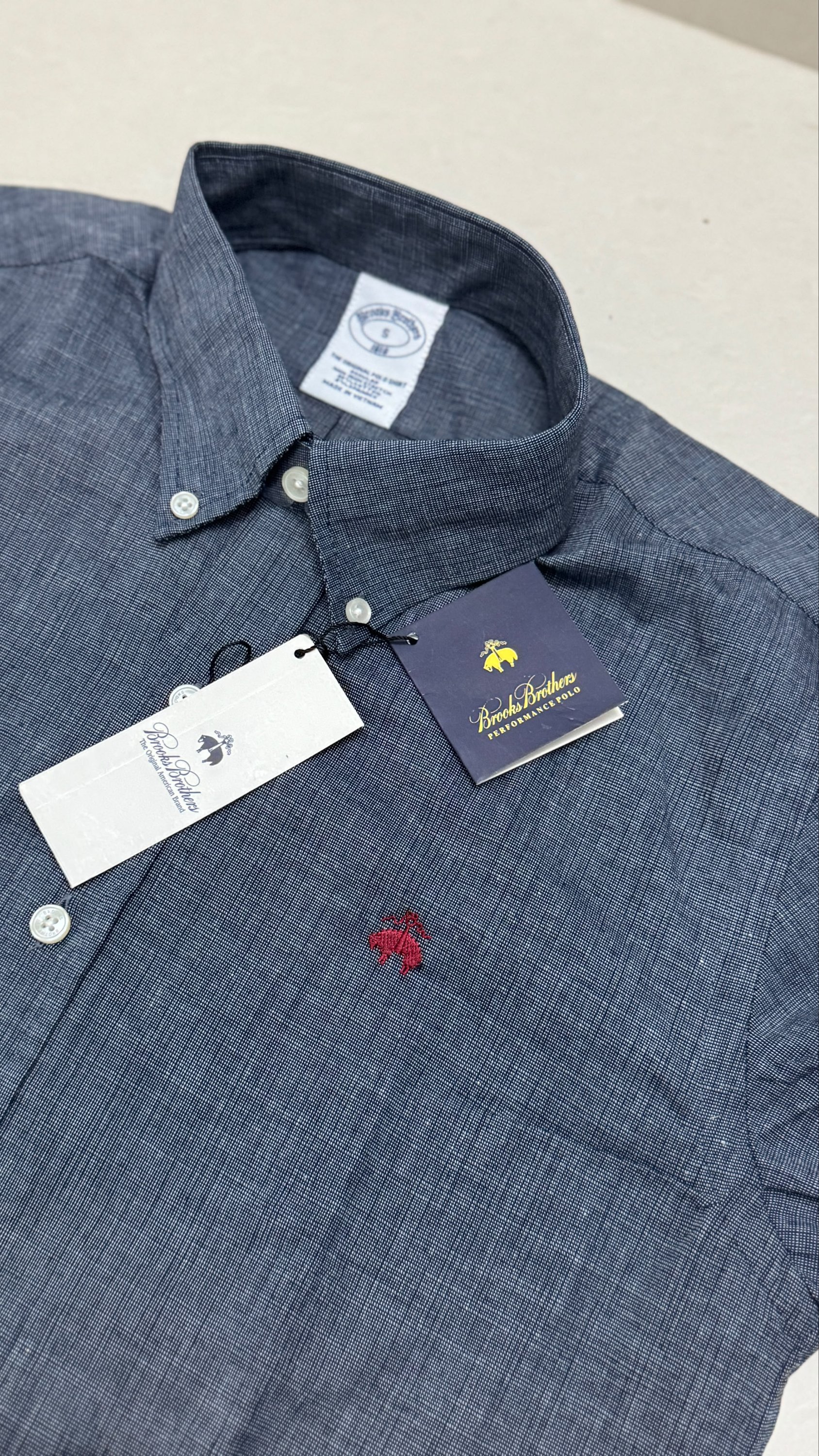 Brooks brothers
Size s/39
₹649-/ - Image 4
