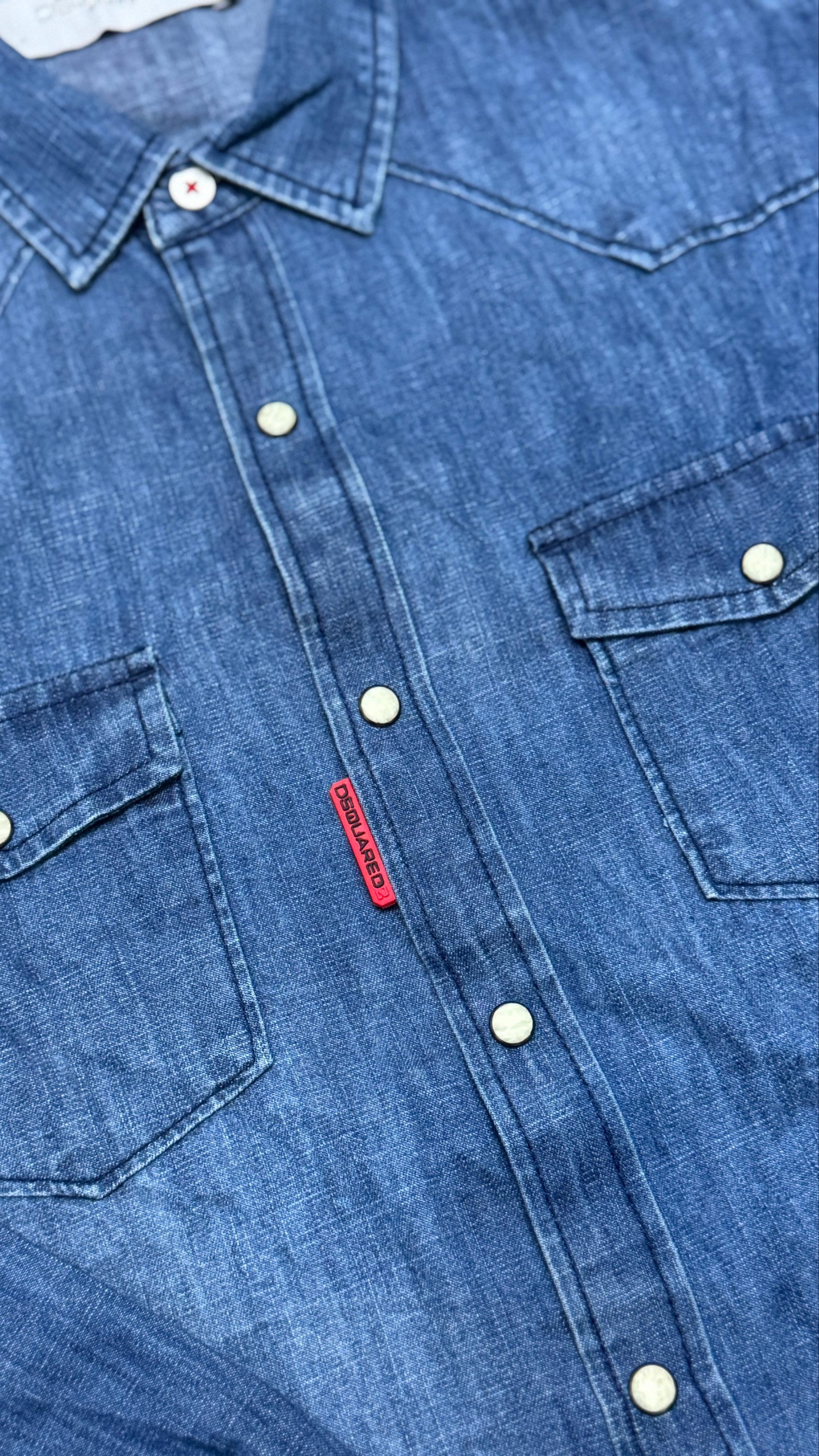 D squared denim shirt
Size m/40
₹999-/ - Image 4