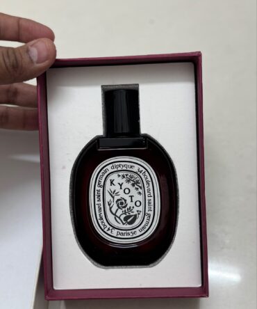 Diptiq box packed
100 ml
Long lasting perfume
₹2899-/